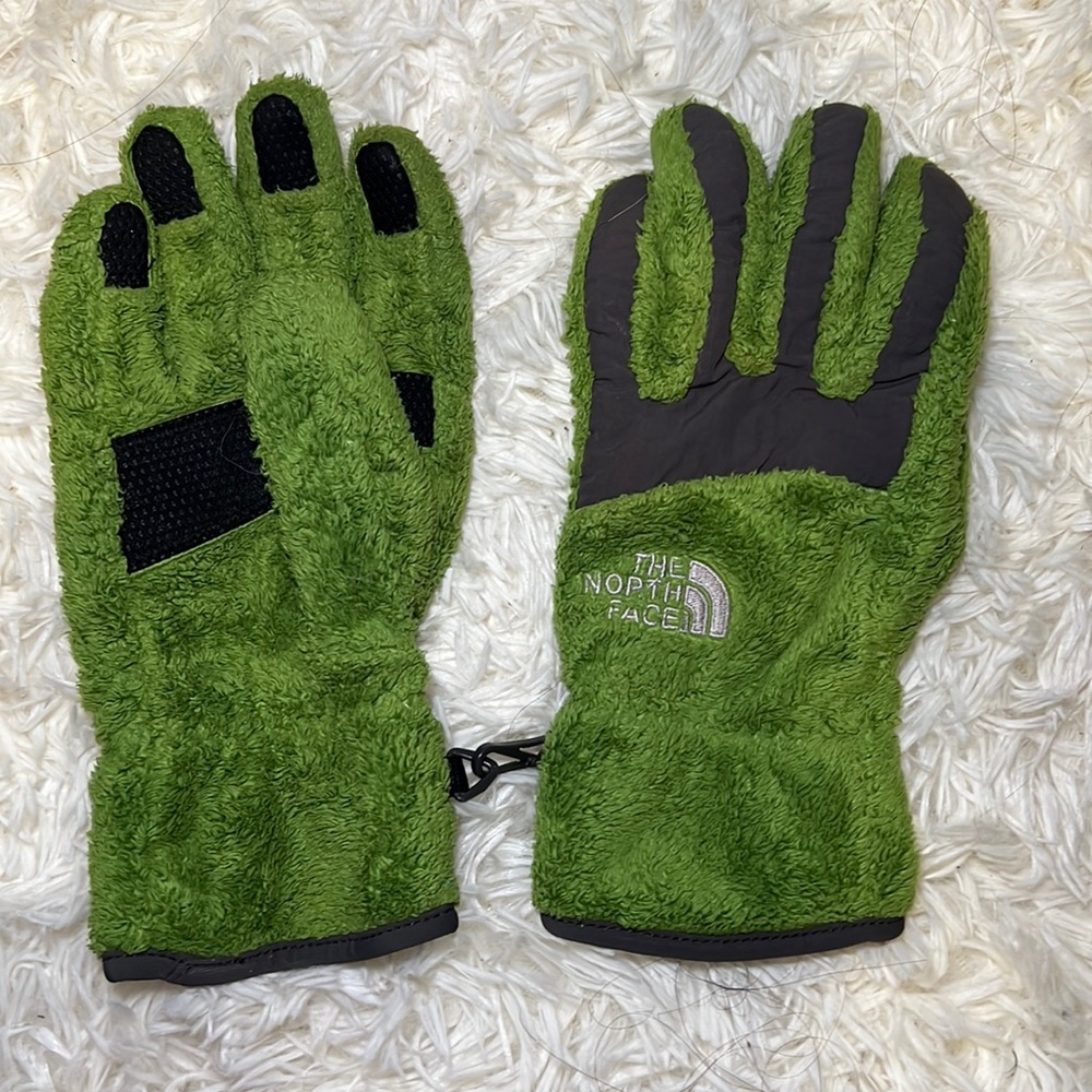 The North Face Small Gloves